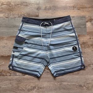 Men’s Vissla board shorts